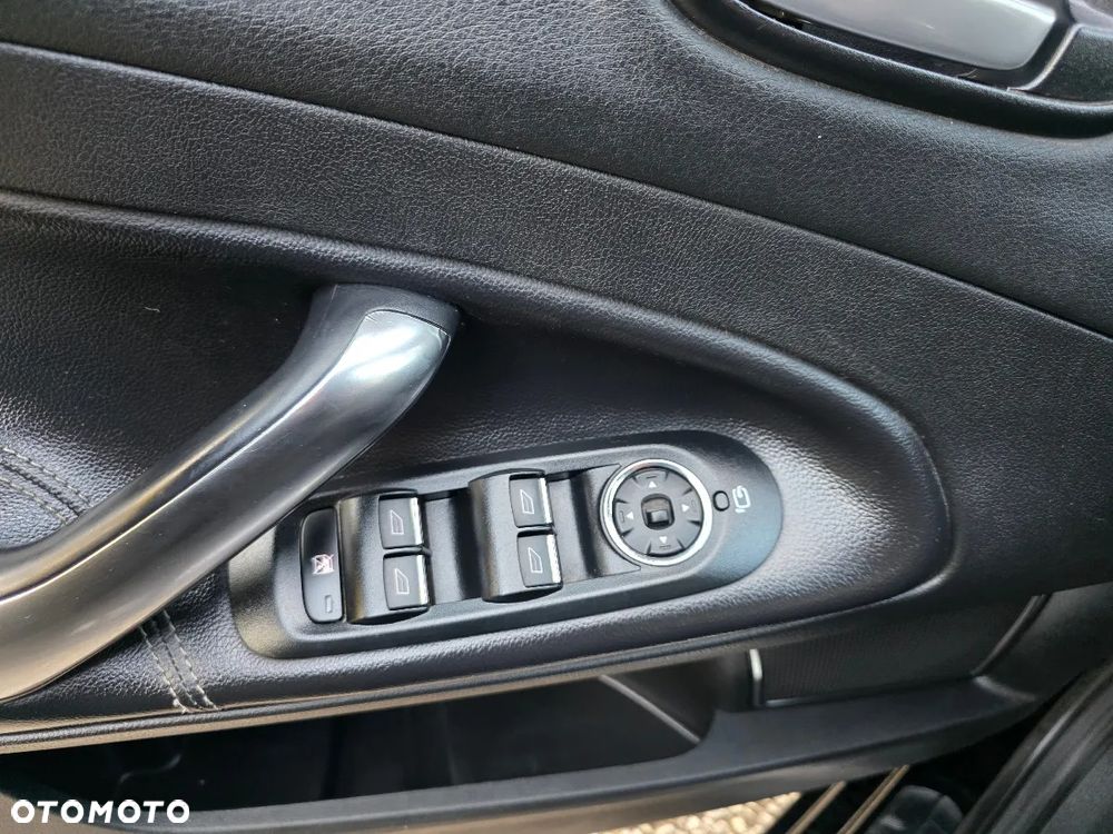 Ford Mondeo 2.2 TDCi Titanium - 12