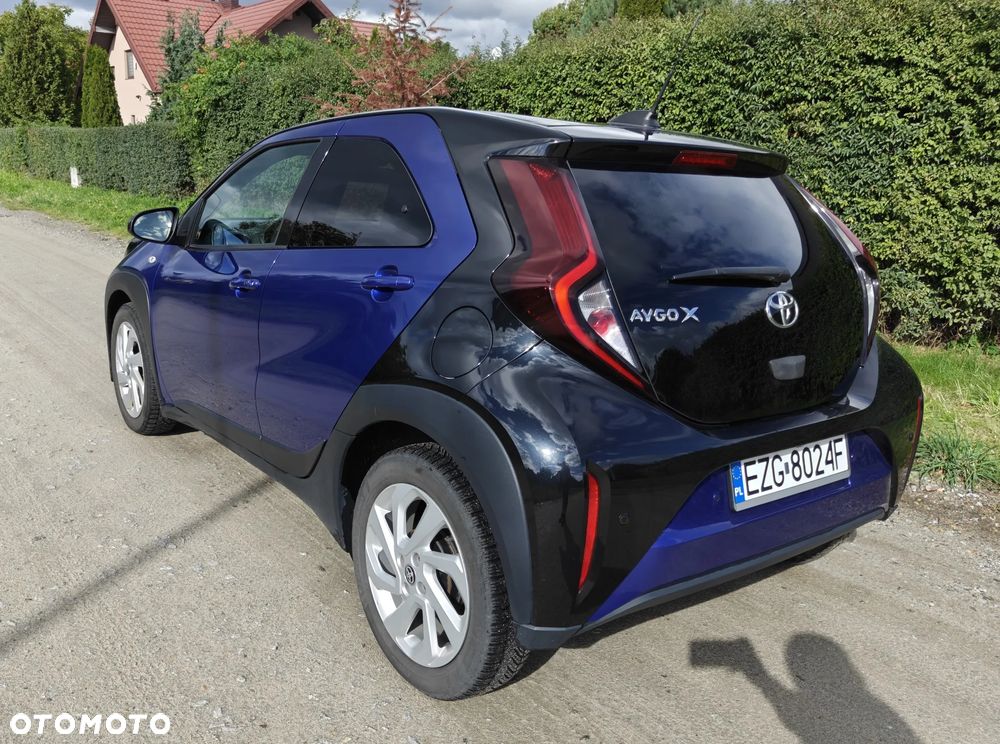 Toyota Aygo X 1.0 VVT-i Executive CVT - 10