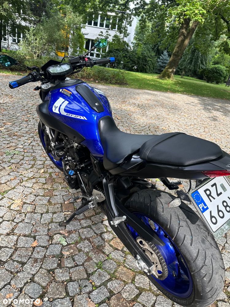 Yamaha MT - 2