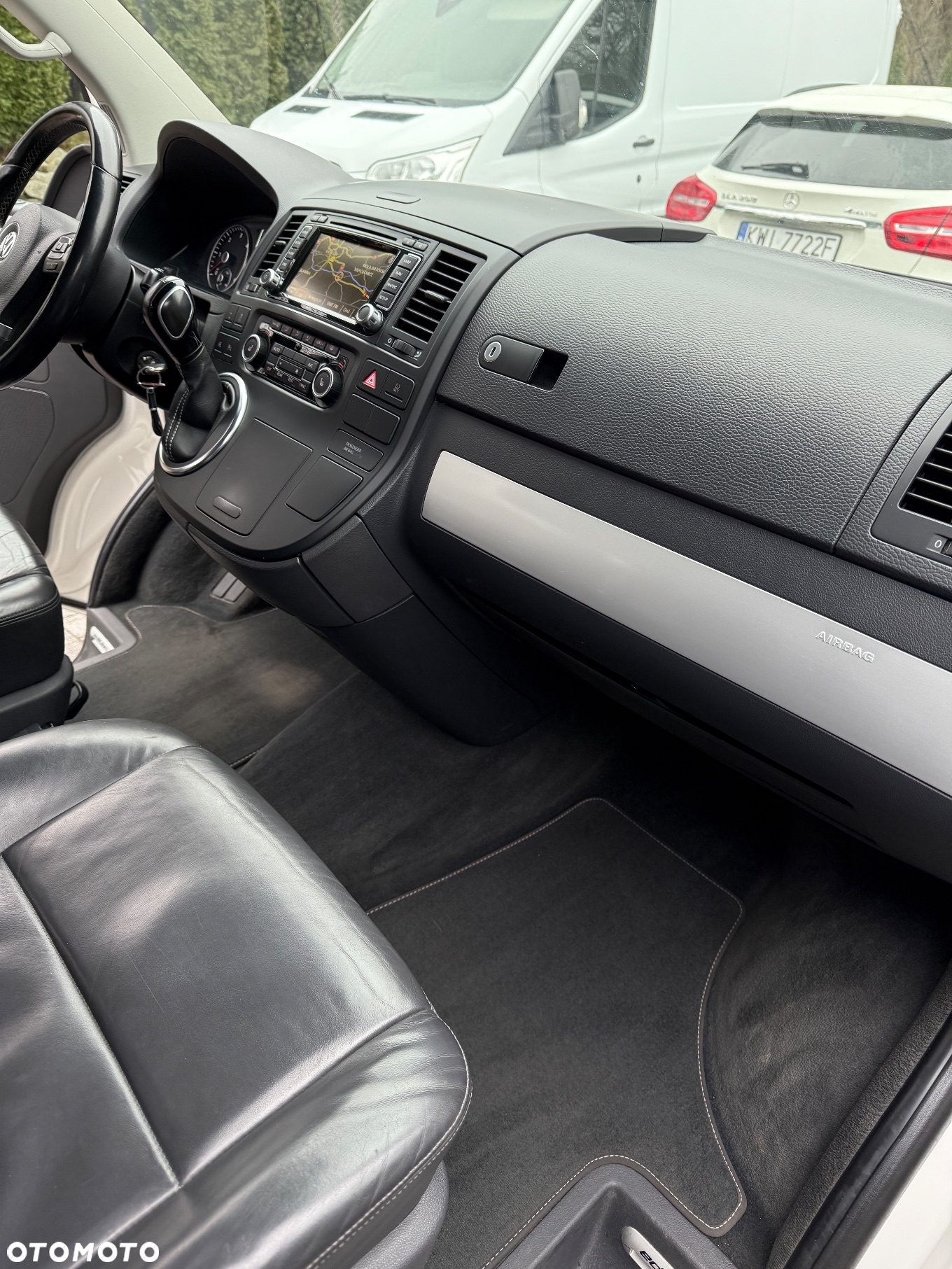 Volkswagen Multivan - 4