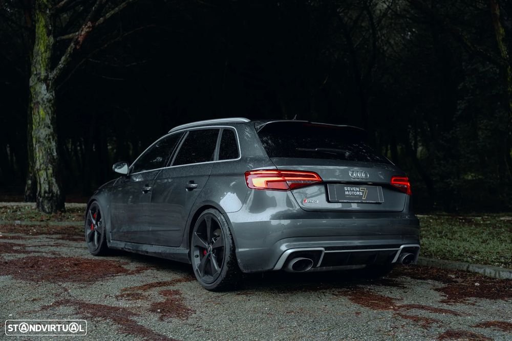 Audi RS3 Sportback 2.5 TFSI quattro S tronic - 13