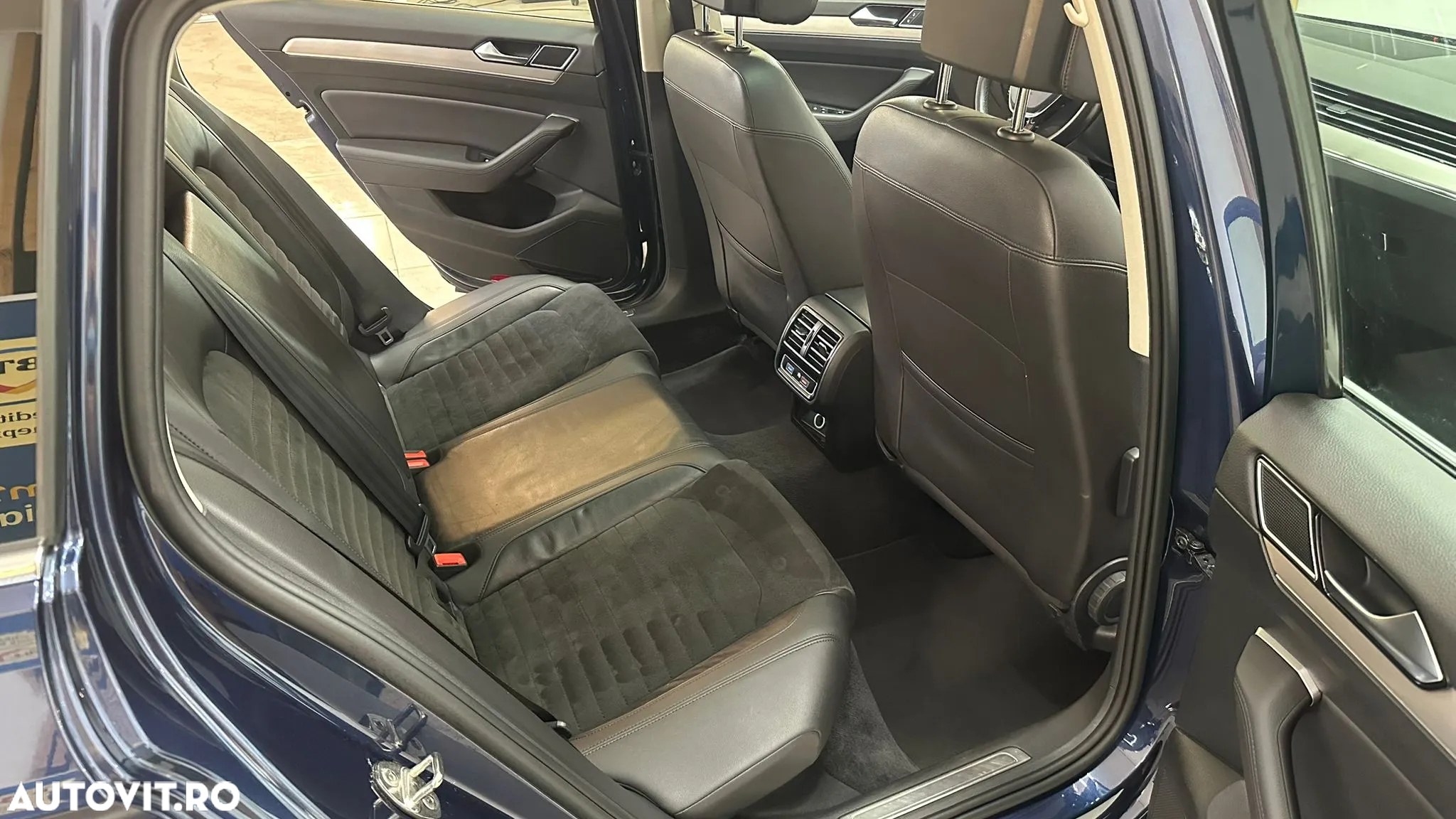 Volkswagen Passat - 9