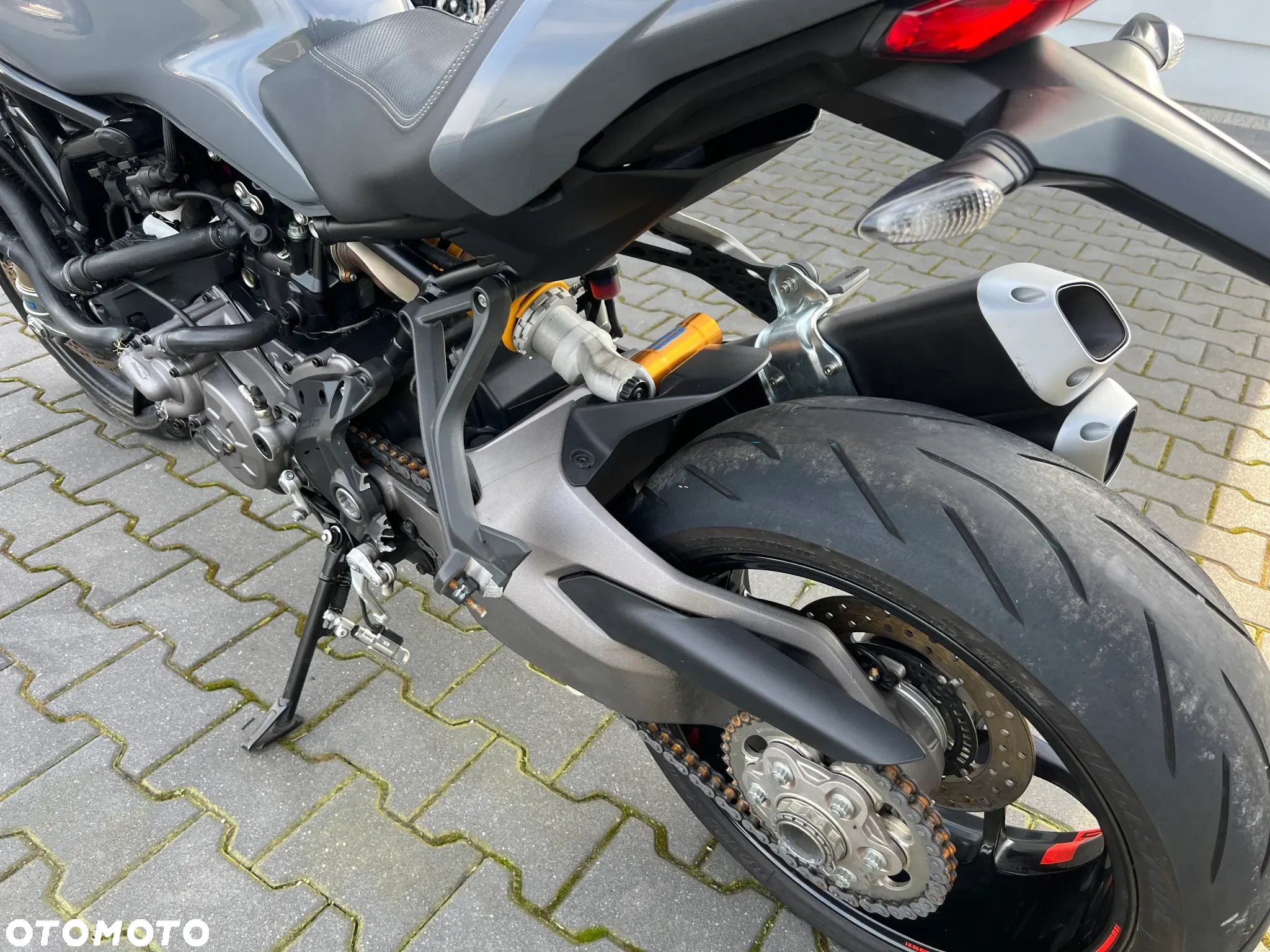 Ducati Monster - 26