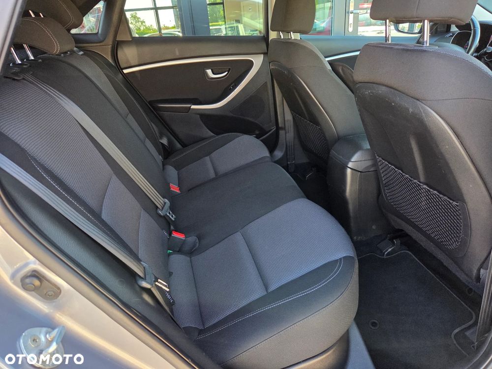 Hyundai i30 1.6 Style - 10