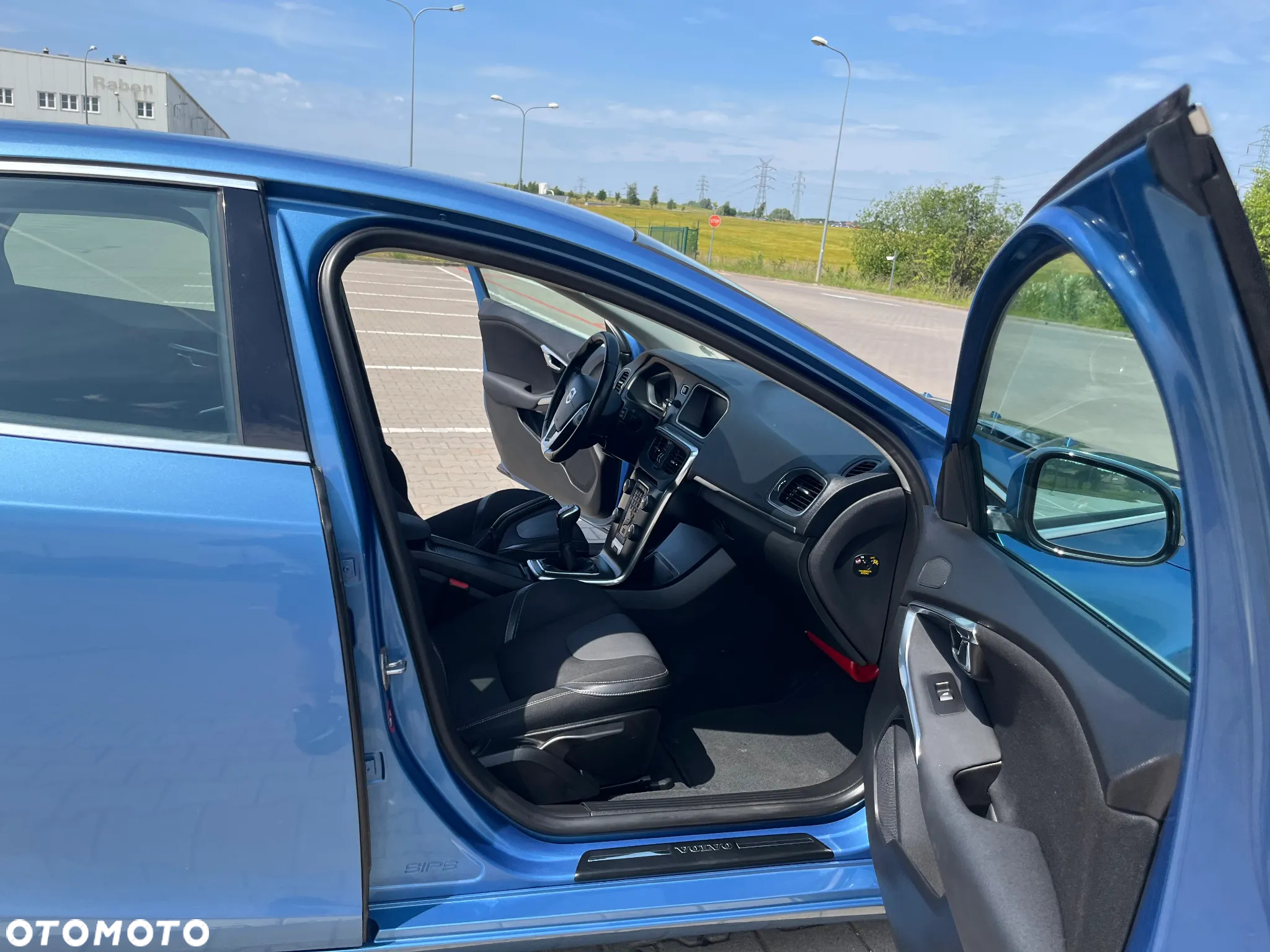 Volvo V40 D2 Momentum - 32