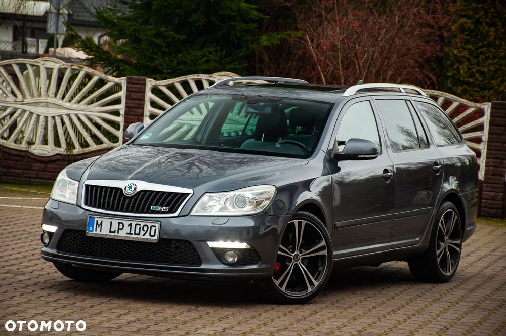 Skoda Octavia 2.0 TDI DPF RS - 2