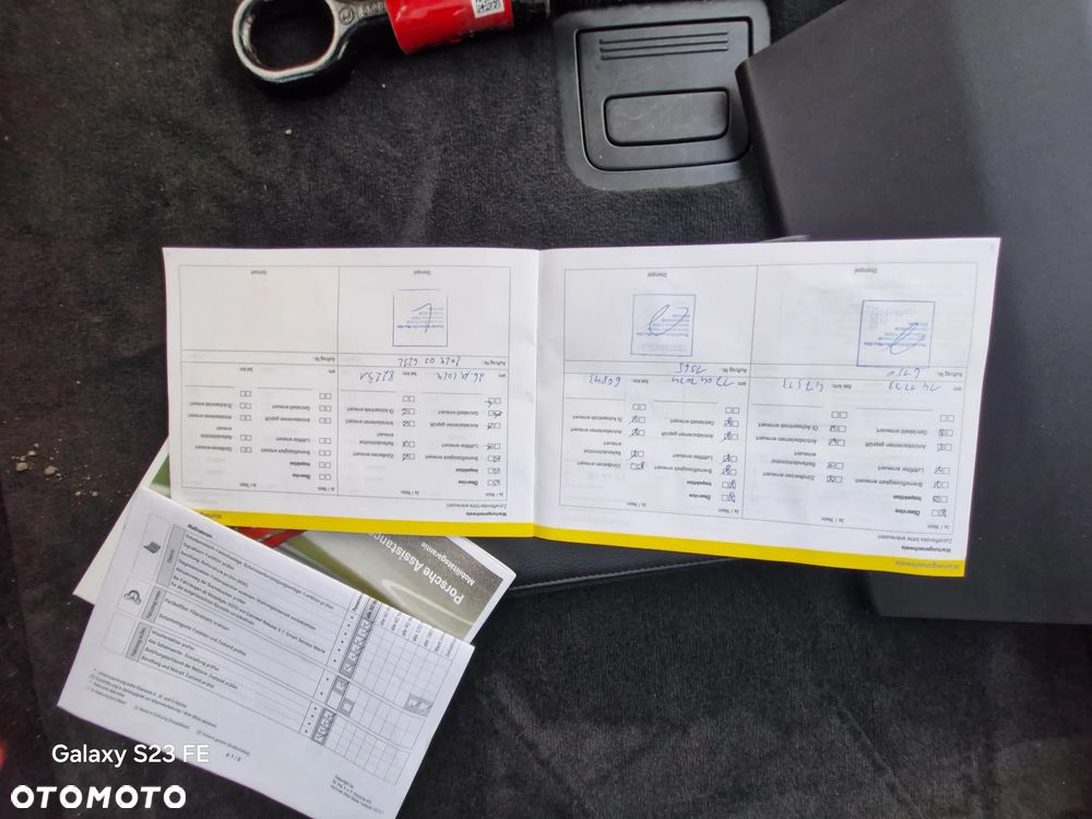 Porsche Panamera 4 E-Hybrid 10 Years Edition - 32