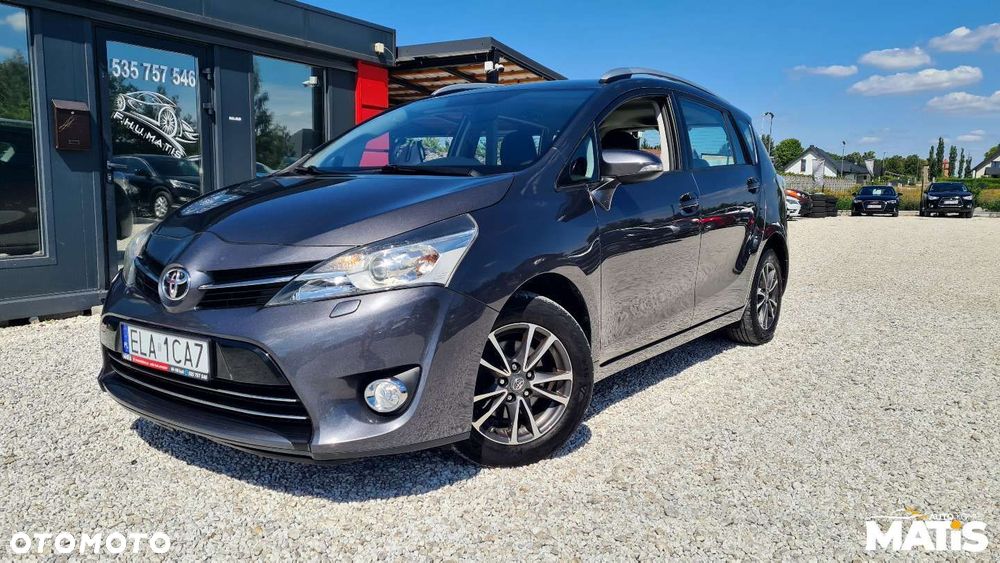 Toyota Verso - 29