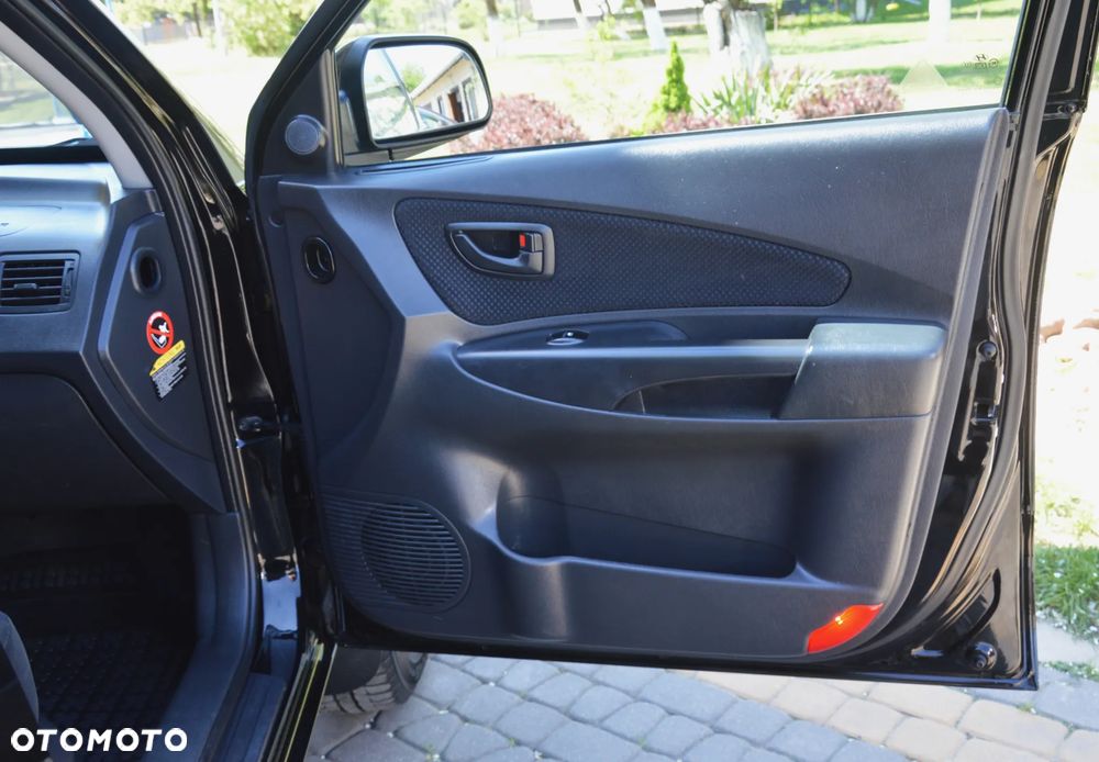 Hyundai Tucson - 32