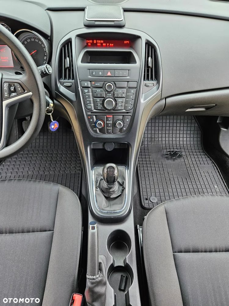 Opel Astra IV 1.6 CDTI Essentia - 24