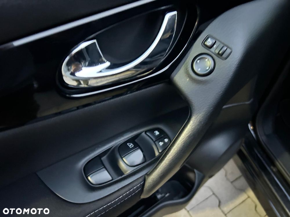 Nissan Qashqai - 32