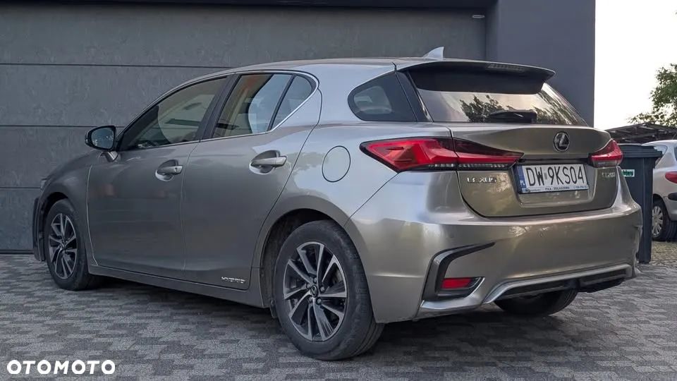 Lexus CT - 2