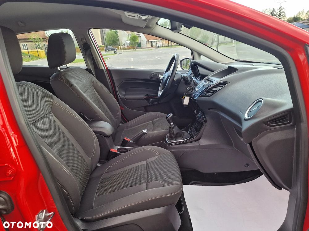 Ford Fiesta - 16