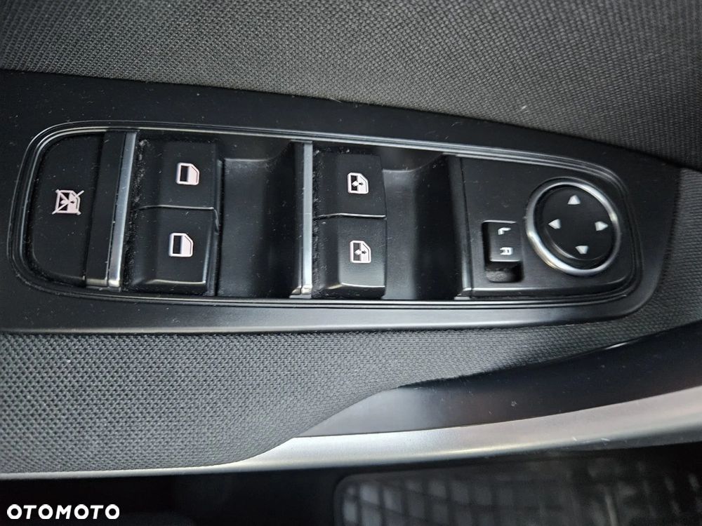 Kia Ceed 1.6 CRDi SCR L Business Line - 28