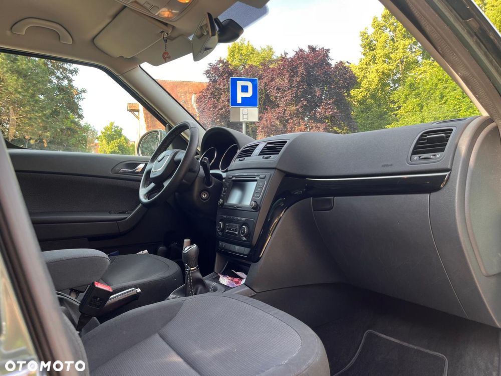 Skoda Yeti 2.0 TDI DPF 4x2 Edition Green tec - 3
