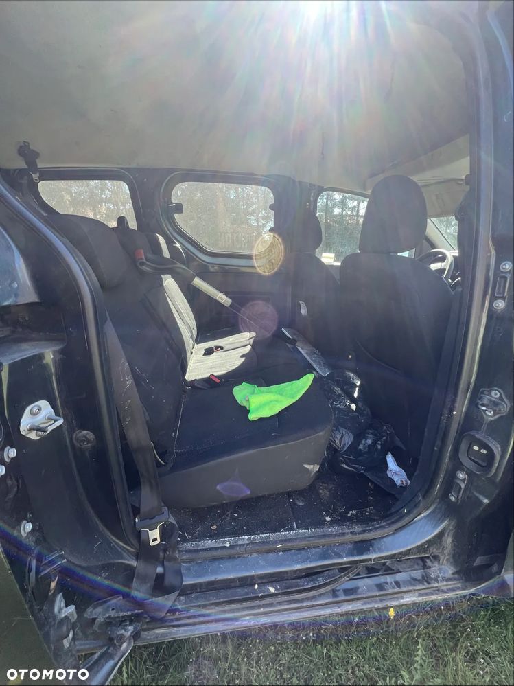 Dacia Dokker 1.6 Laureate - 16