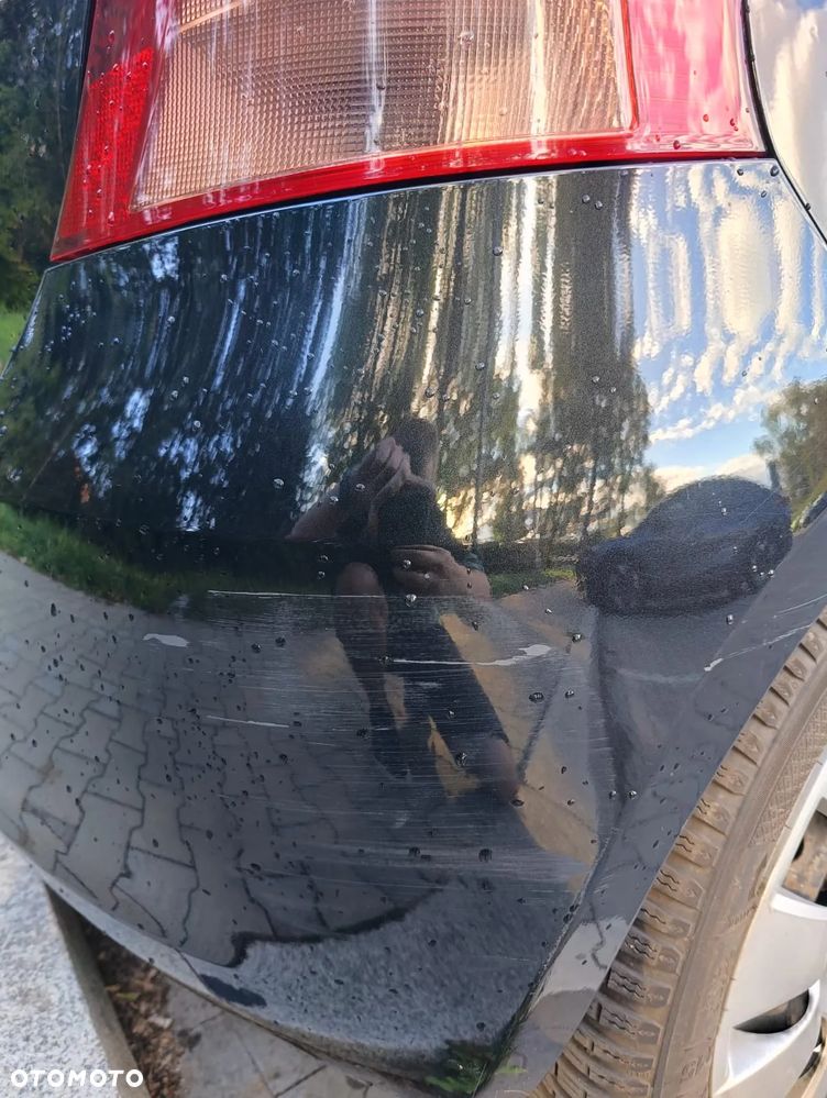Toyota Yaris - 18