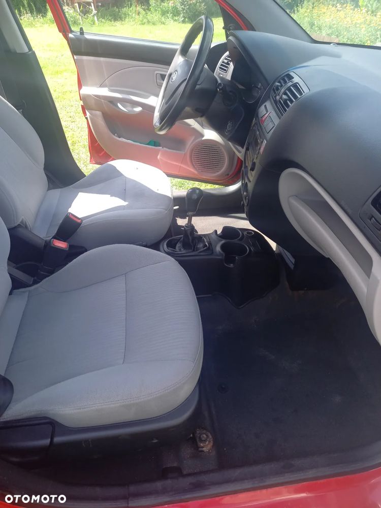 Kia Picanto 1.1 - 13