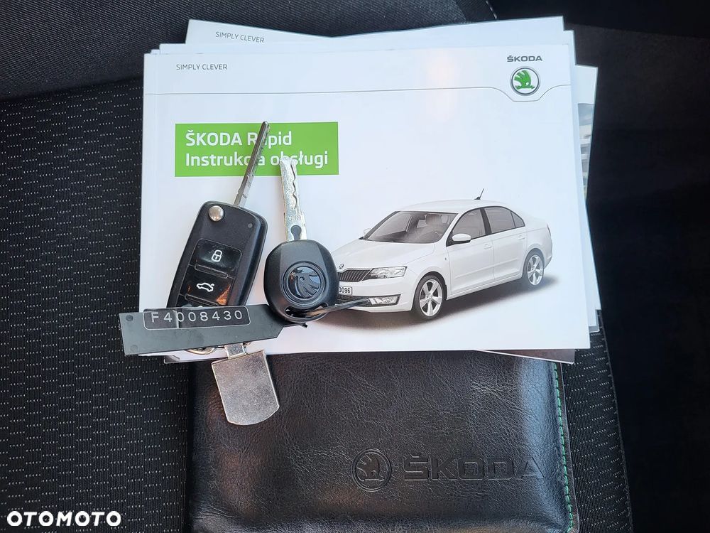Skoda RAPID Spb 1.6 TDI DPF Ambition Max - 32