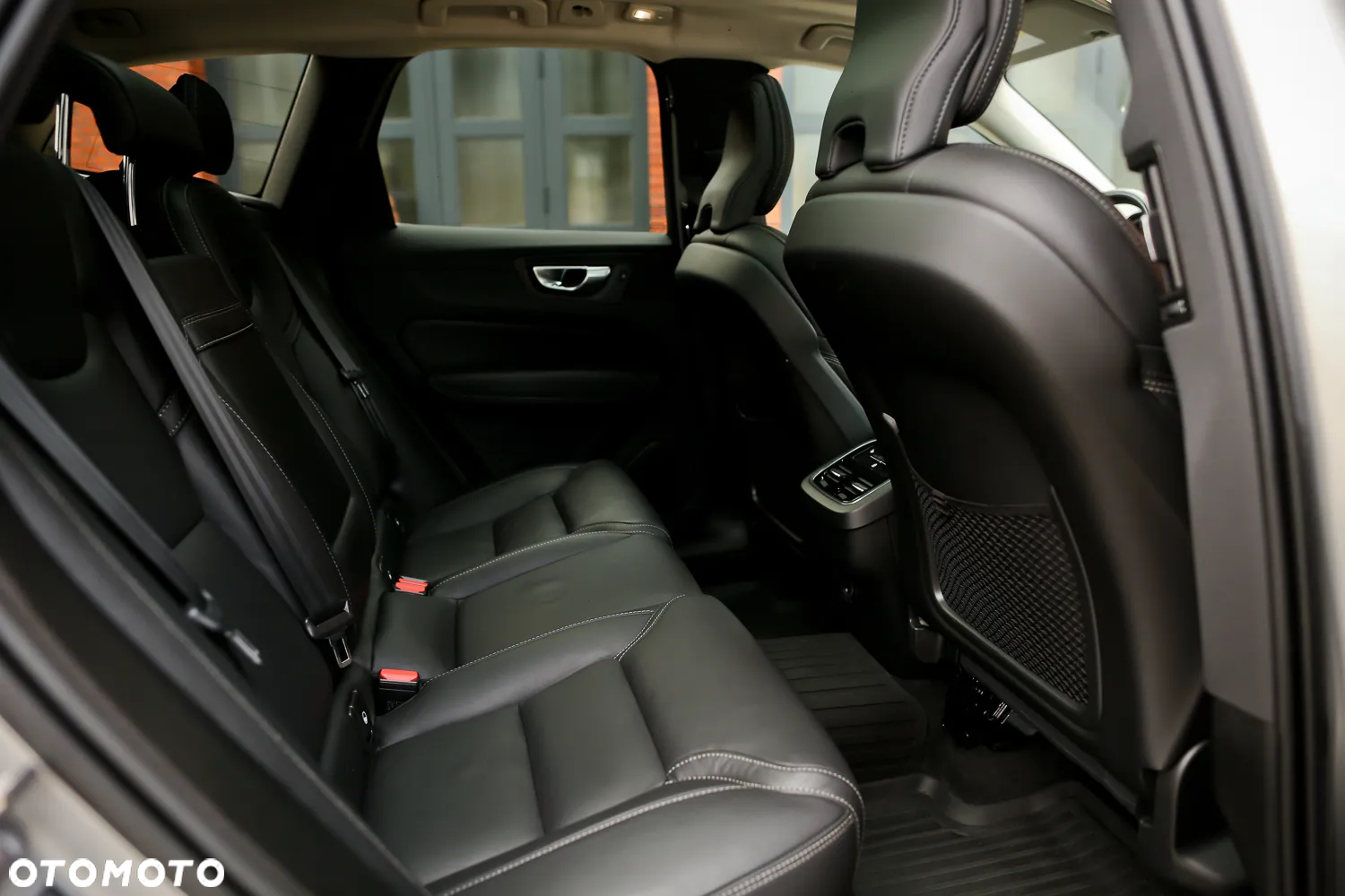 Volvo XC 60 B6 B AWD Geartronic Inscription - 27