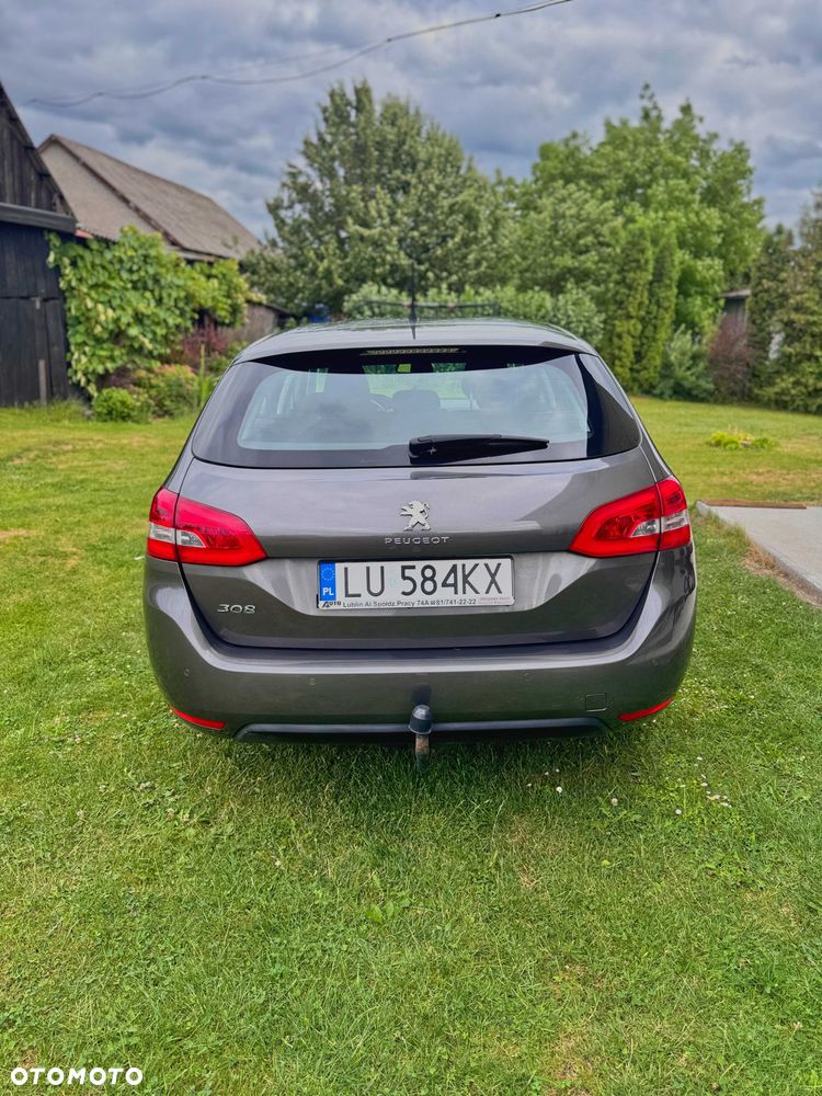Peugeot 308 - 3