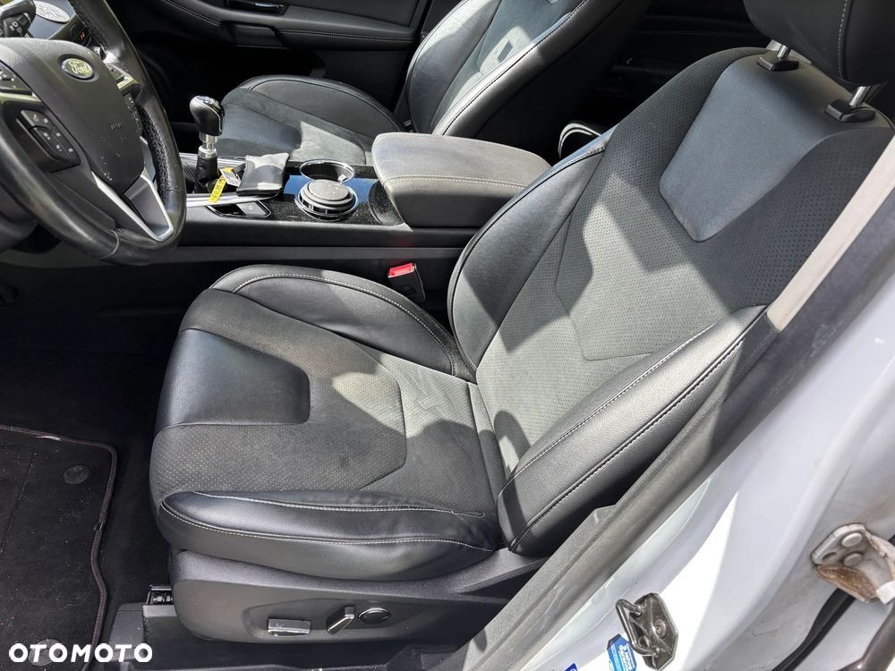 Ford S-Max 2.0 TDCi Titanium - 12
