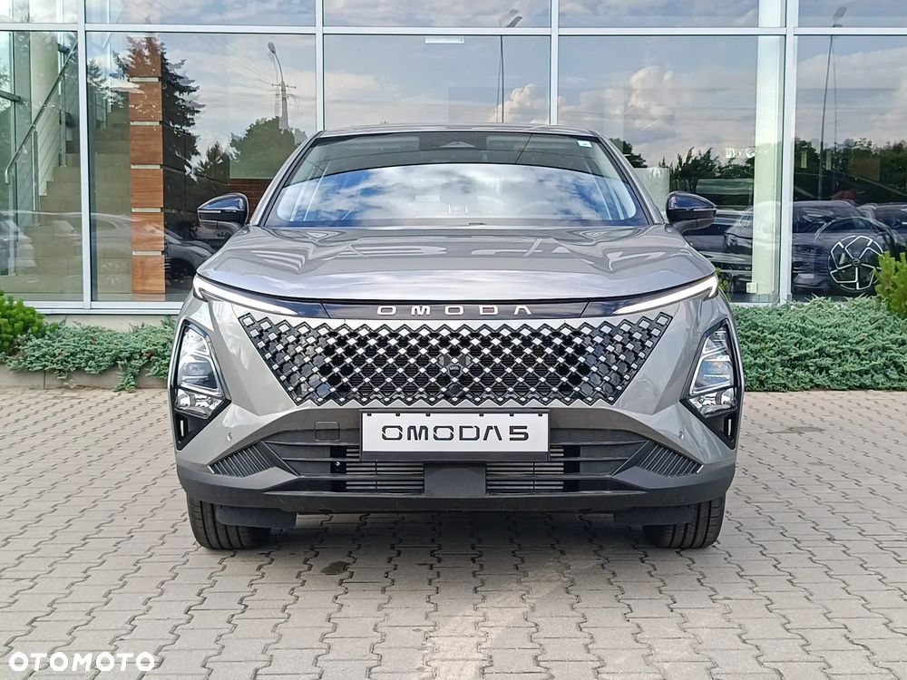 Omoda 5 1.5 T-GDI Hybrid Comfort DHT - 12