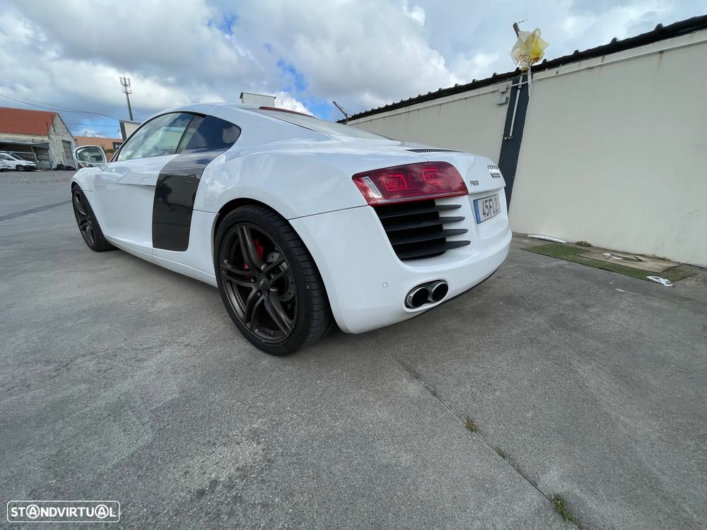 Audi R8 Coupé 4.2 FSI V8 quattro R-tronic - 4