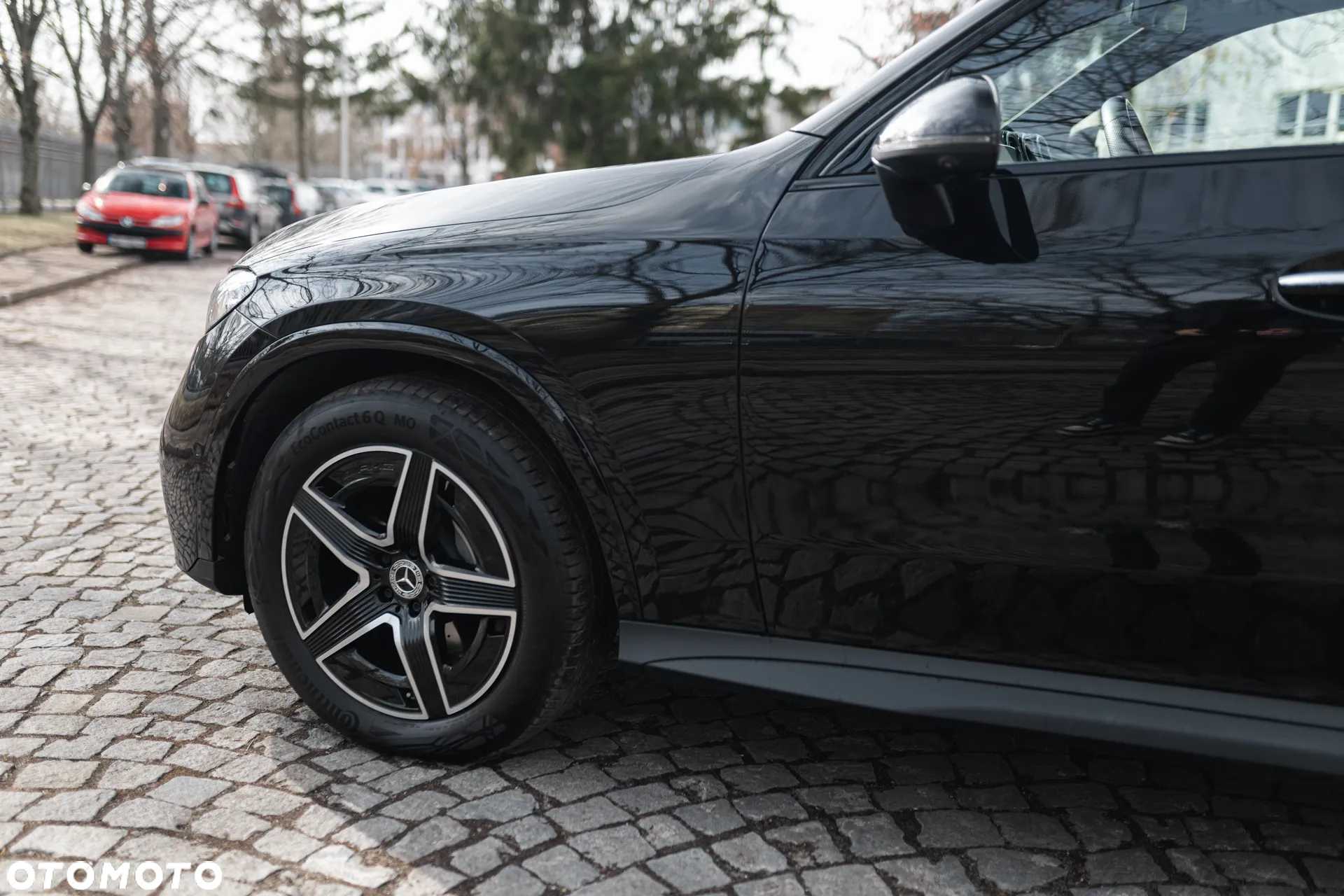 Mercedes-Benz GLC 300 e 4-Matic AMG Line - 5