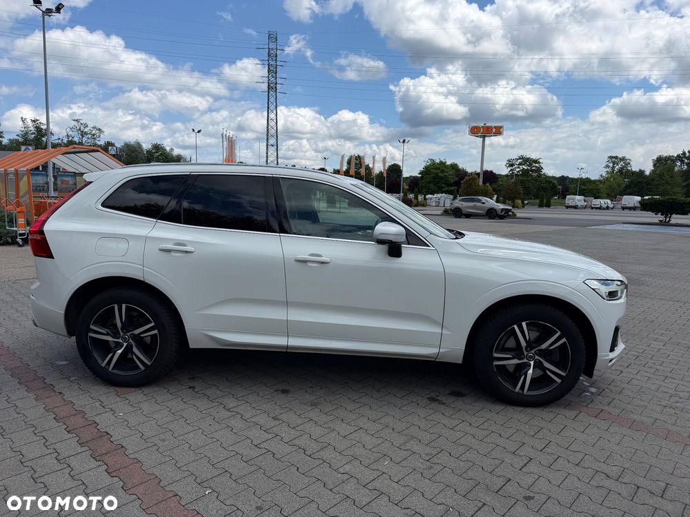 Volvo XC 60 T4 R-Design - 4
