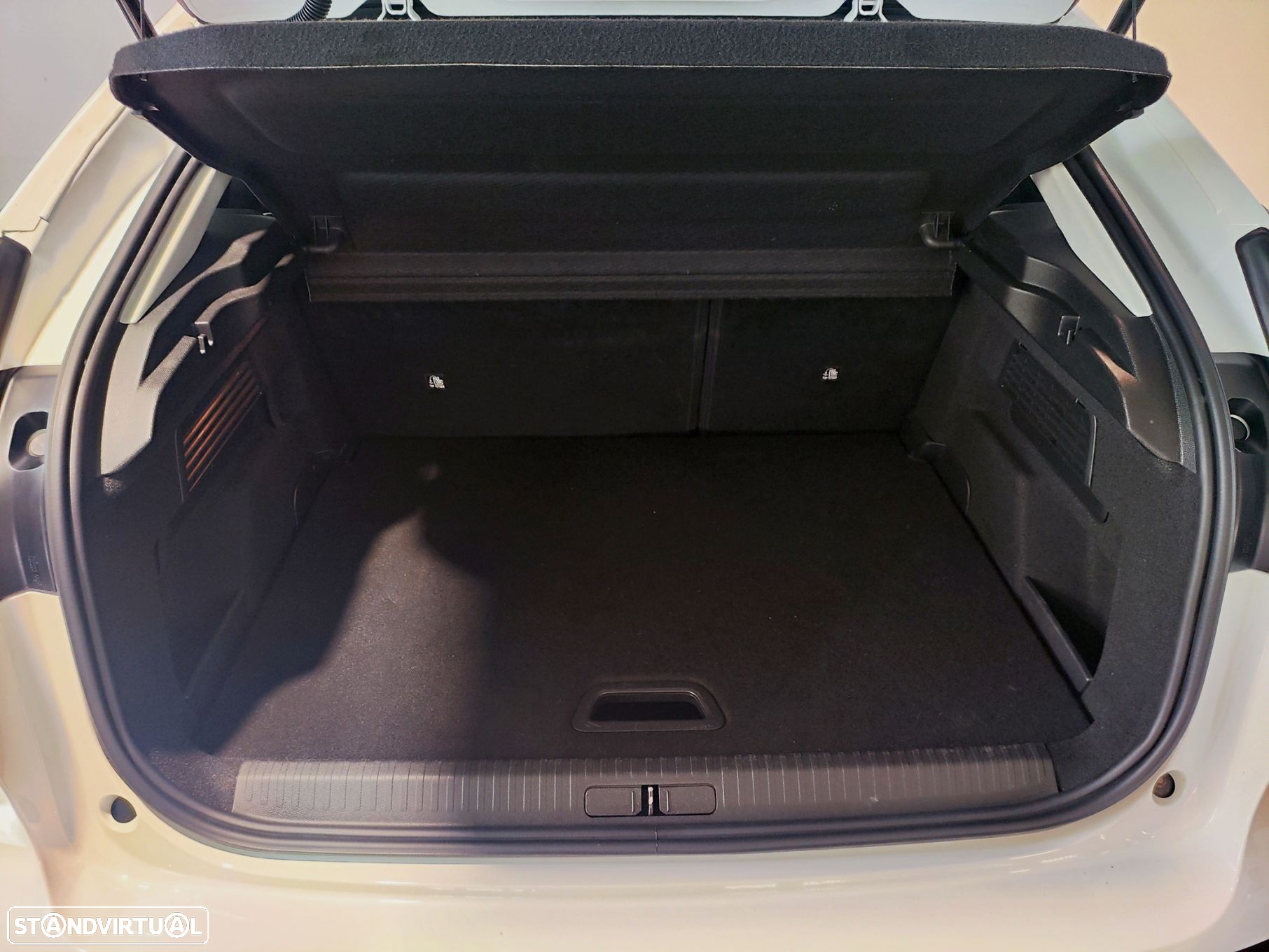 Citroën C4 1.5 BlueHDi Feel Pack EAT8 - 33
