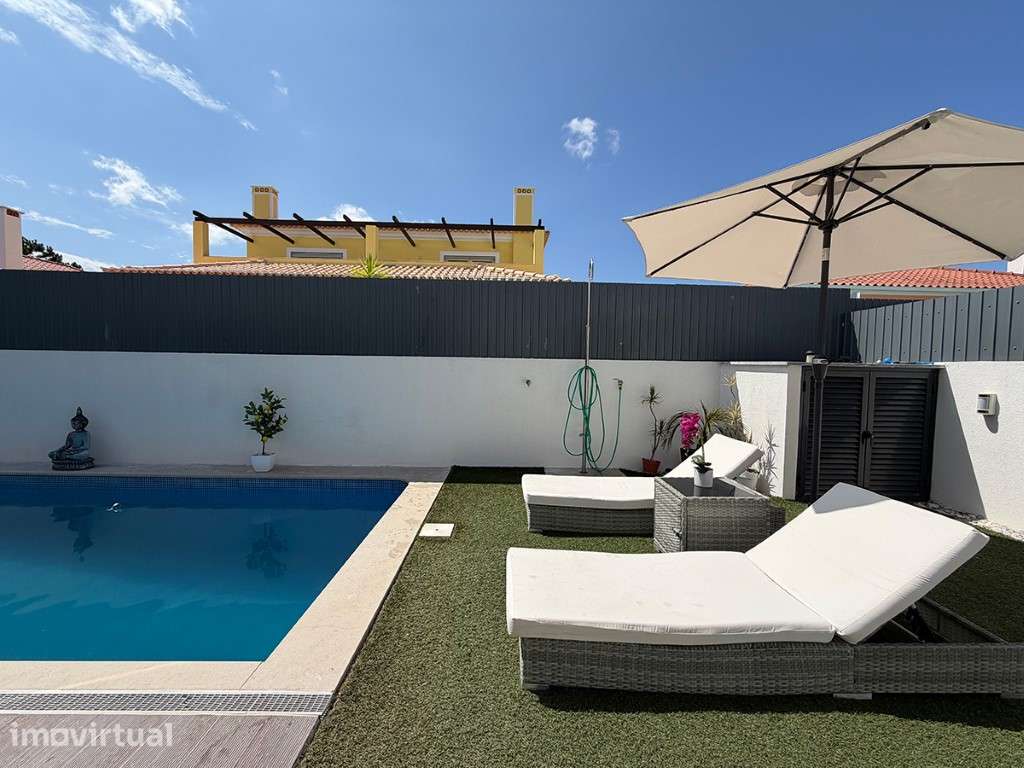 Moradia T4 com Piscina a venda em Vila Nogueira de Azeitão - Grande imagem: 2/33