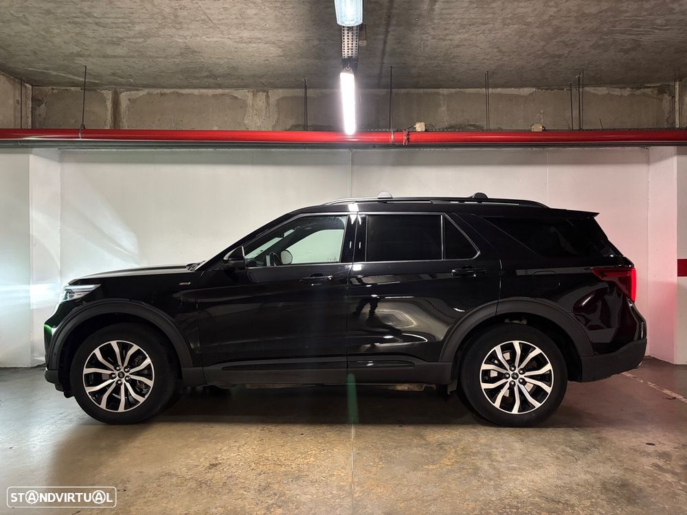 Ford Explorer - 18