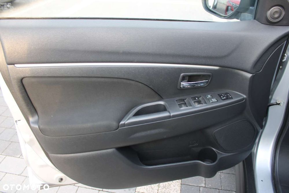 Mitsubishi ASX - 21