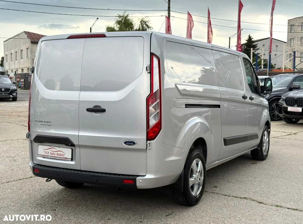 Ford TRANSIT CUSTOM - 9