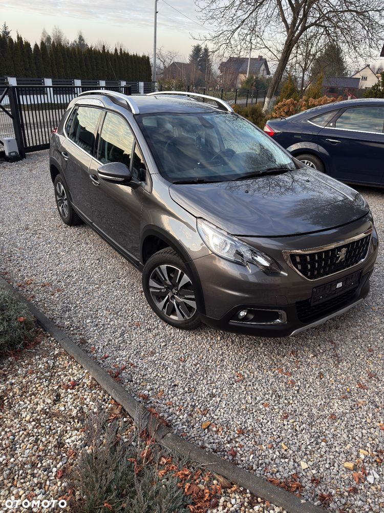 Peugeot 2008 BlueHDi 100 STOP & START Style - 1