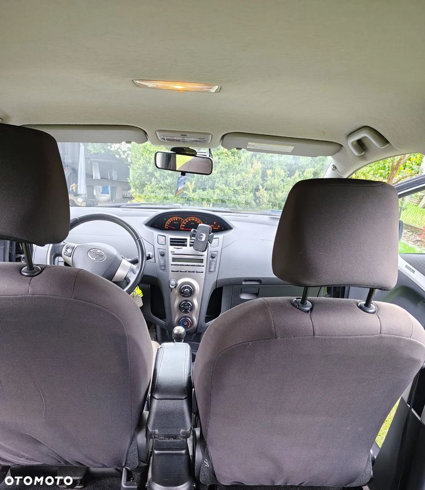 Toyota Yaris 1.33 Luna - 6