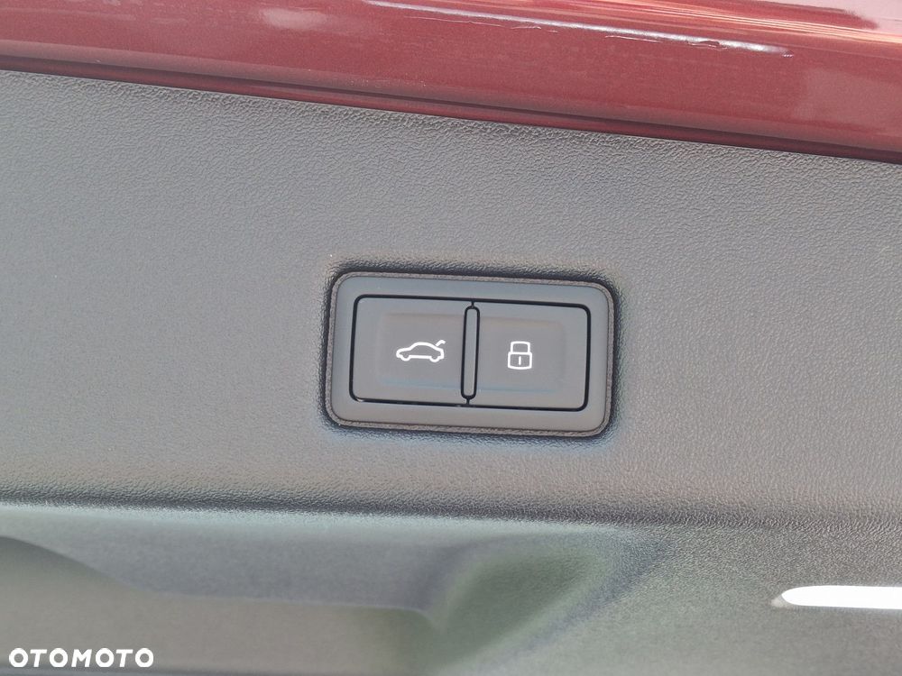 Audi Q5 Sportback - 8
