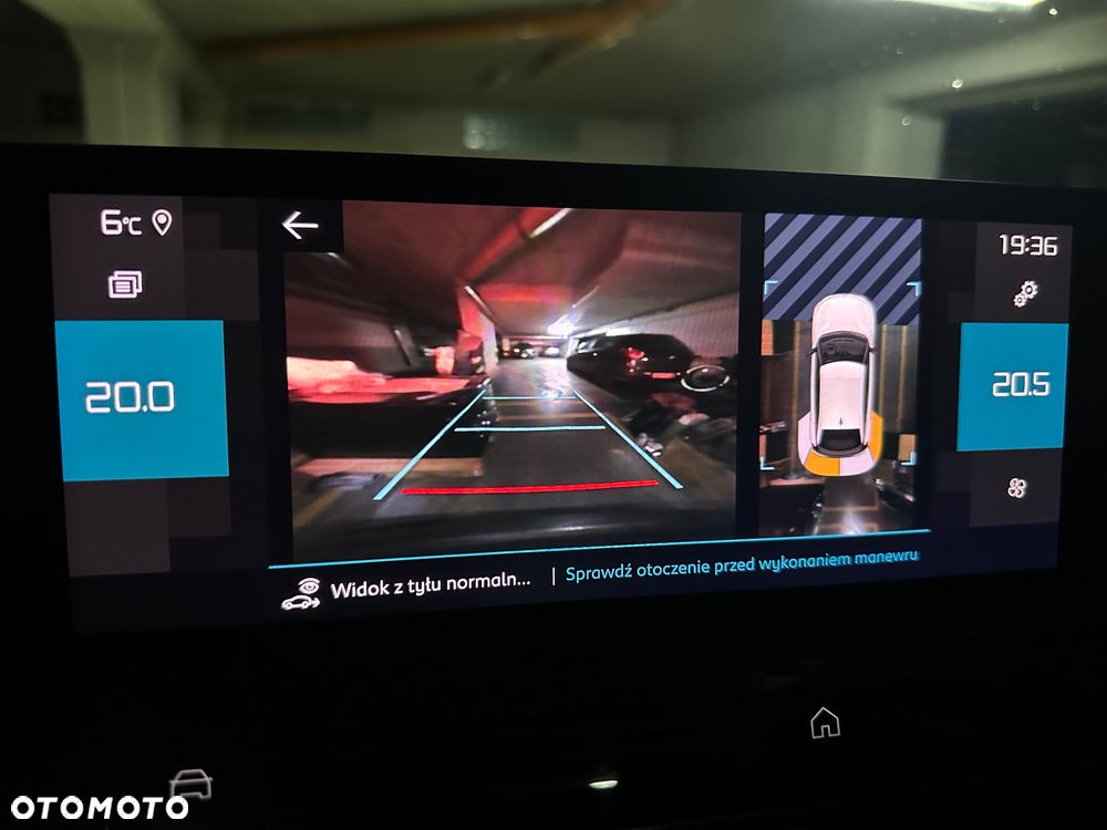 Citroën C4 BlueHDi 130 Stop&Start EAT8 SHINE - 29