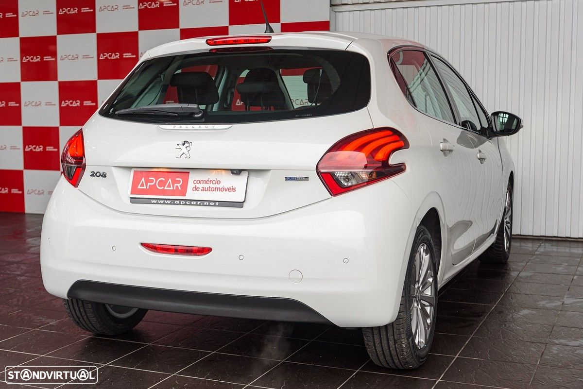 Peugeot 208 1.2 PureTech Allure - 51