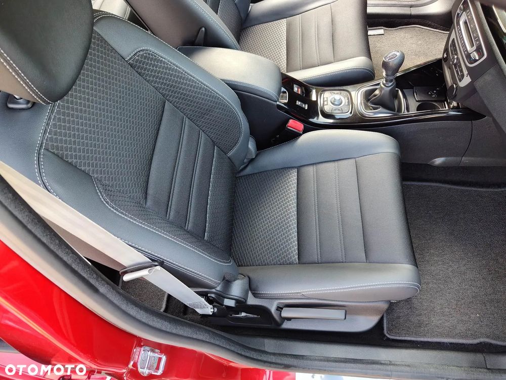 Renault Megane ENERGY dCi 130 BOSE EDITION - 19