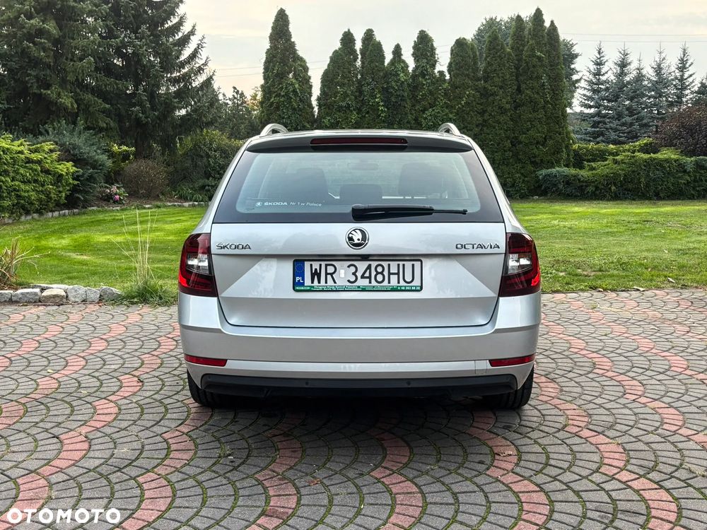 Skoda Octavia 1.6 TDI Clever DSG - 7