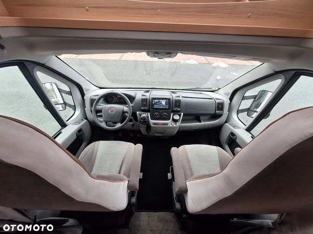 Carado T344 półintegra klimatyzacja - 26