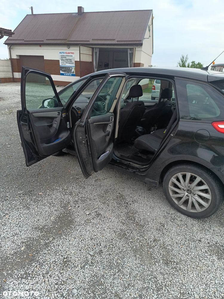 Citroën C4 Picasso 1.8 16V Confort - 10