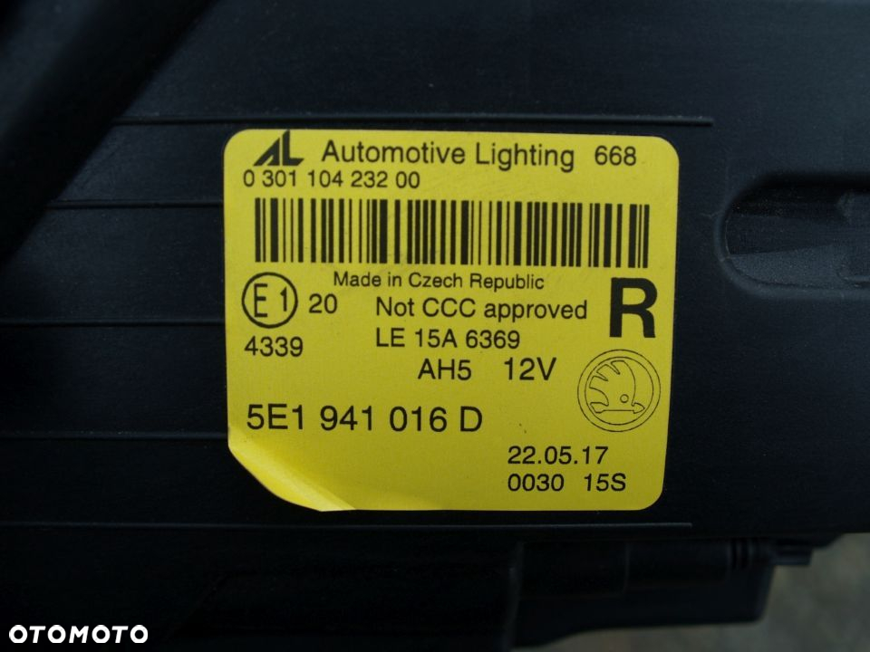 Image Škoda Octavia 3 Světlomet pravý světlomet vpravo III FL Lift 17r Ful LED - 5E1941016D