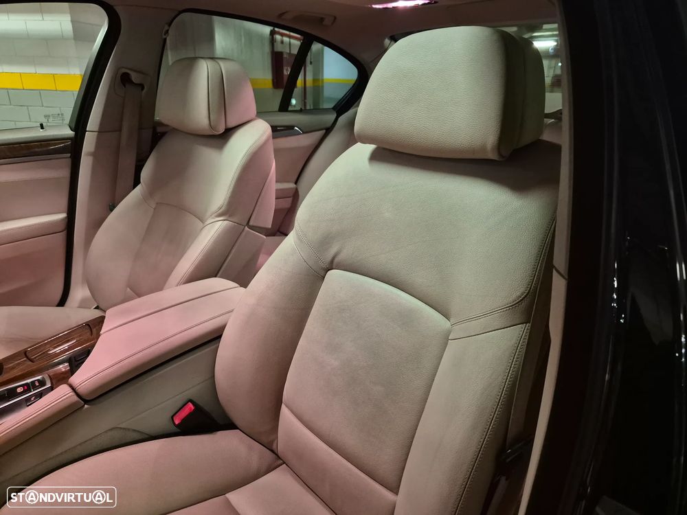 BMW 525 d Line Luxury Auto - 30