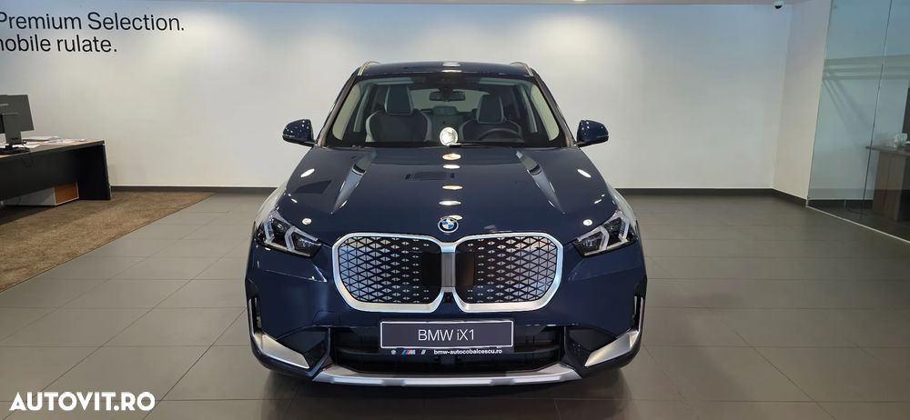 BMW iX1 - 2