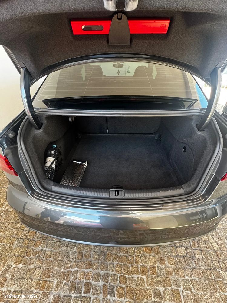 Audi A3 Limousine - 4