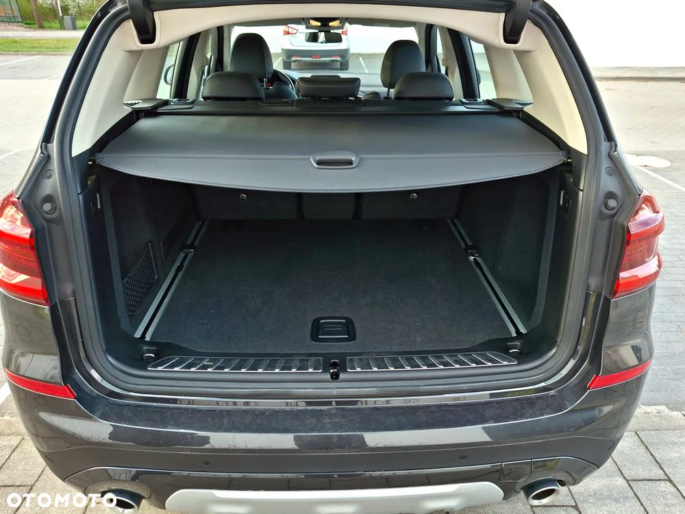 BMW X3 xDrive20d - 19