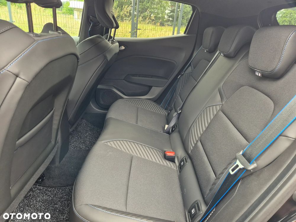Renault Clio 1.6 E-TECH Initiale Paris - 29